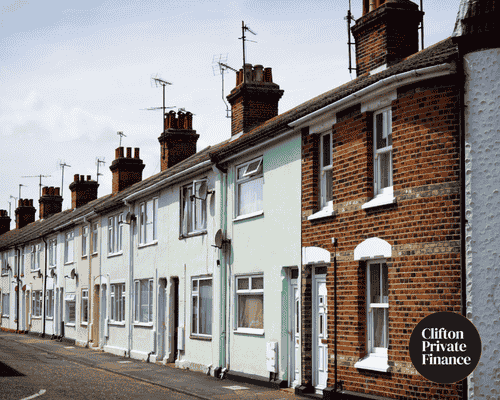 £51K Bridging Loan to Build an Early Buy-to-Let Portfolio for Long-Term Financial Freedom 